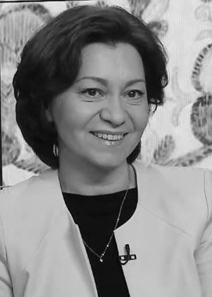 Есма Аджієва