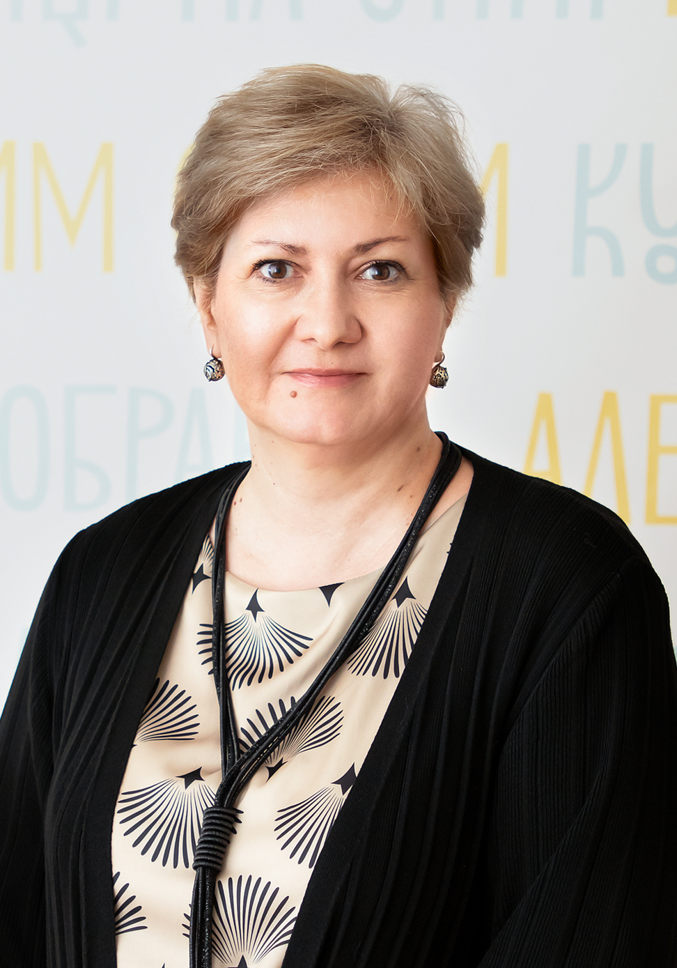 Олена Ковалевська